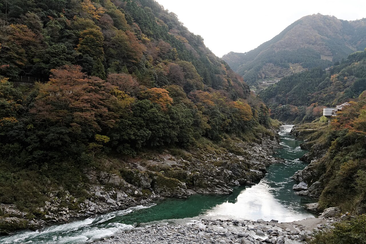 Rock walls of the Oboke Gorge rising above the Yoshino River